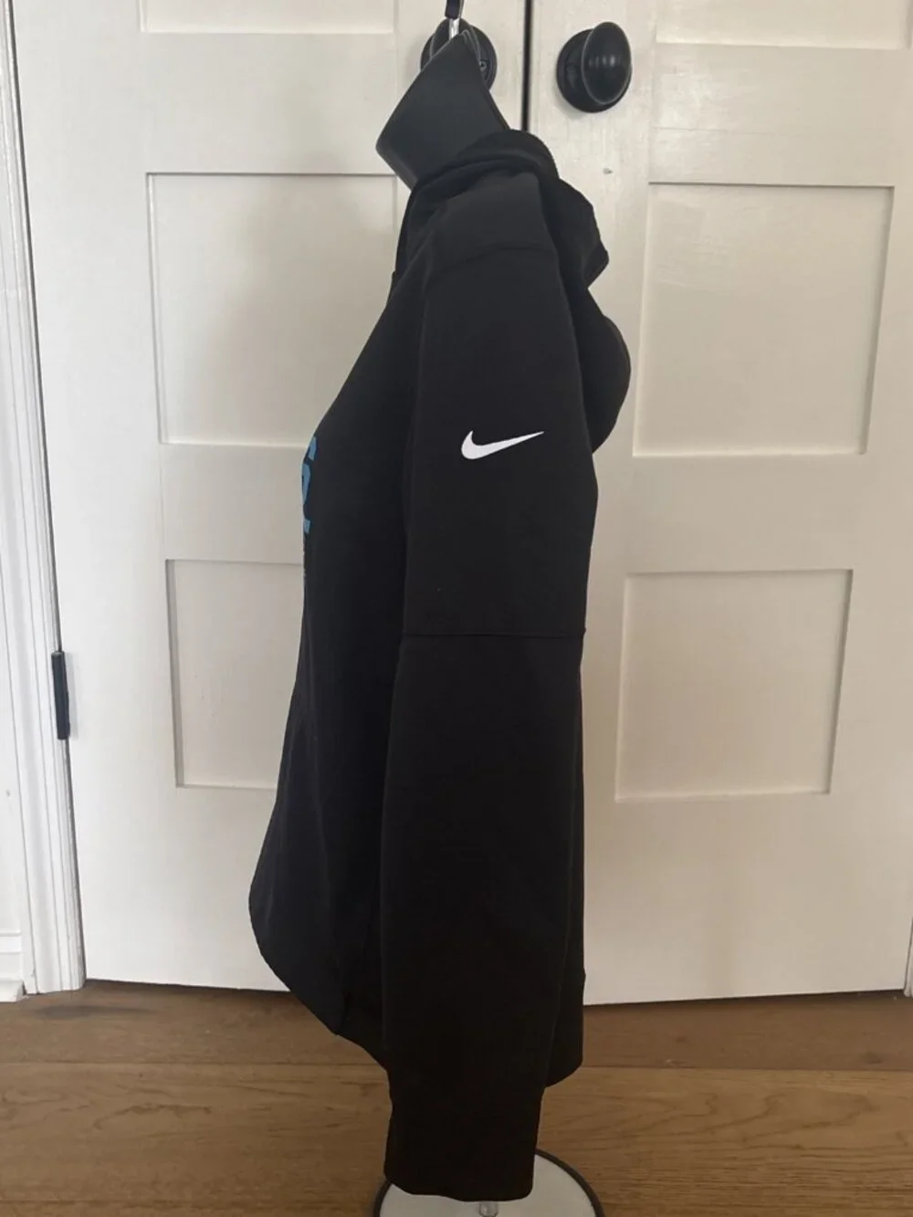 Nike Dri Fit NFL Carolina Panthers Hoodie Sweatshirt Womens’s XS/Youth Large